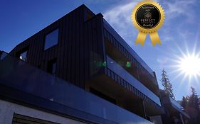 Perfect Lodgings Panorama Hart